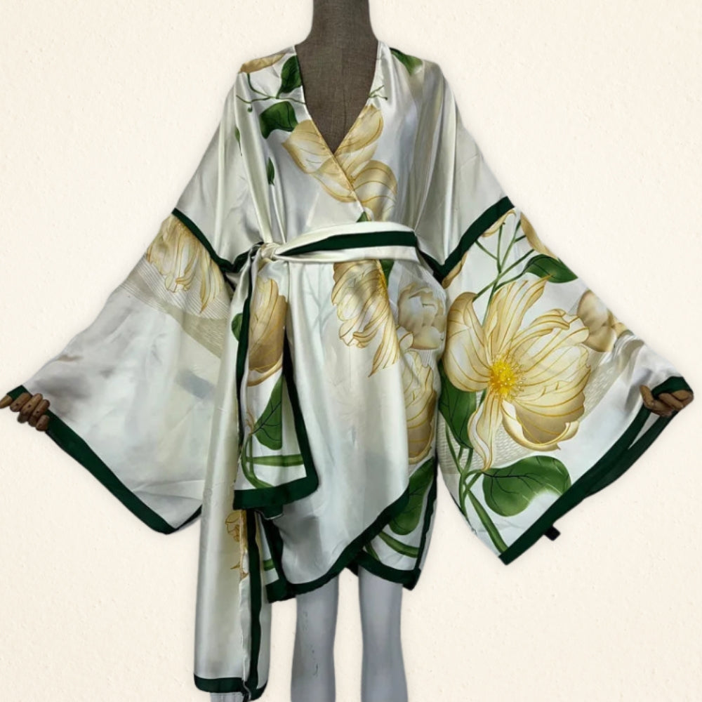 Farah | Elegante satijn kimono