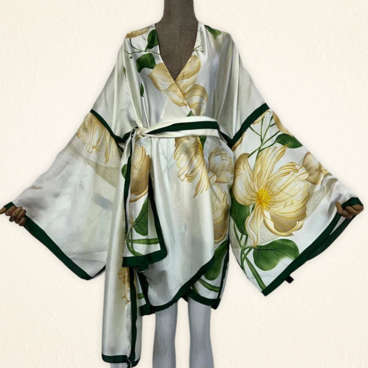 Farah | Elegante satijn kimono
