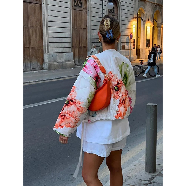 Diana | Trendy gewatteerd jack met bloemenprint