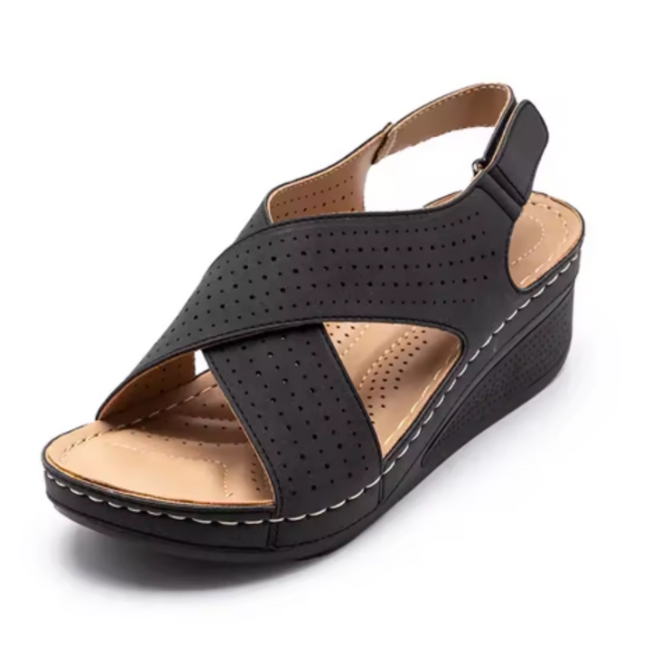 Frances | Comfortabele sandaal met sleehak