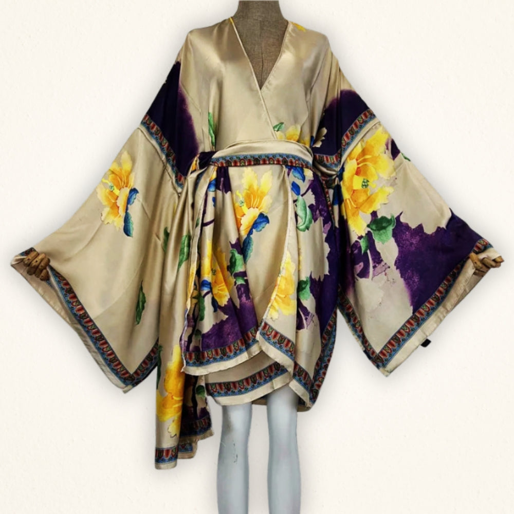 Farah | Elegante satijn kimono