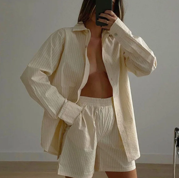 Nadine │Blauw-wit gestreept pyjama set