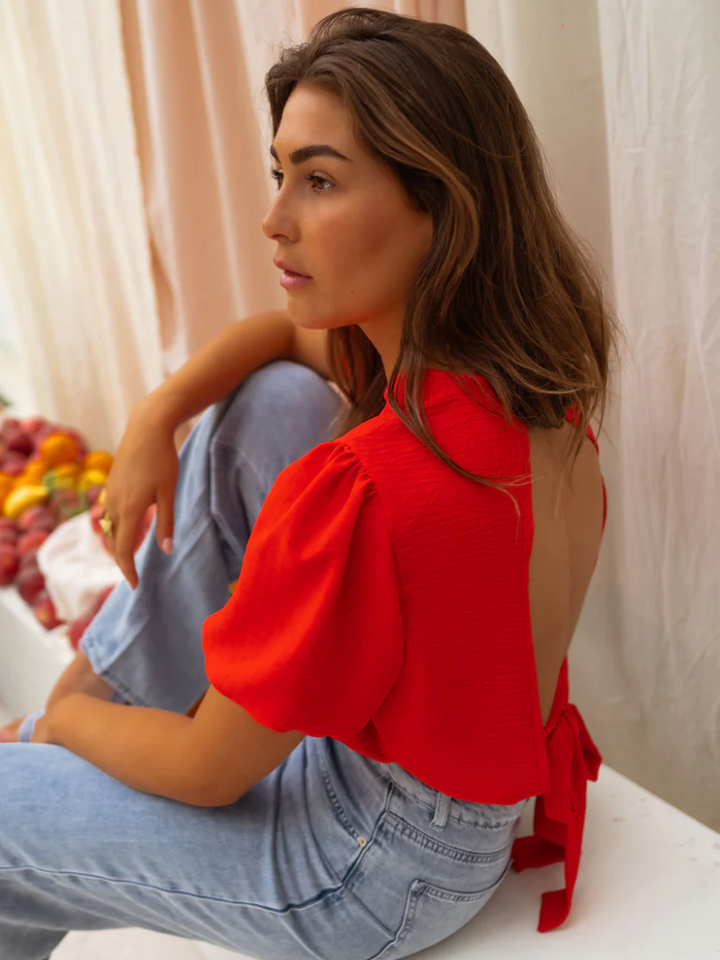LORENA™ | DE GEKORTE BLOUSE