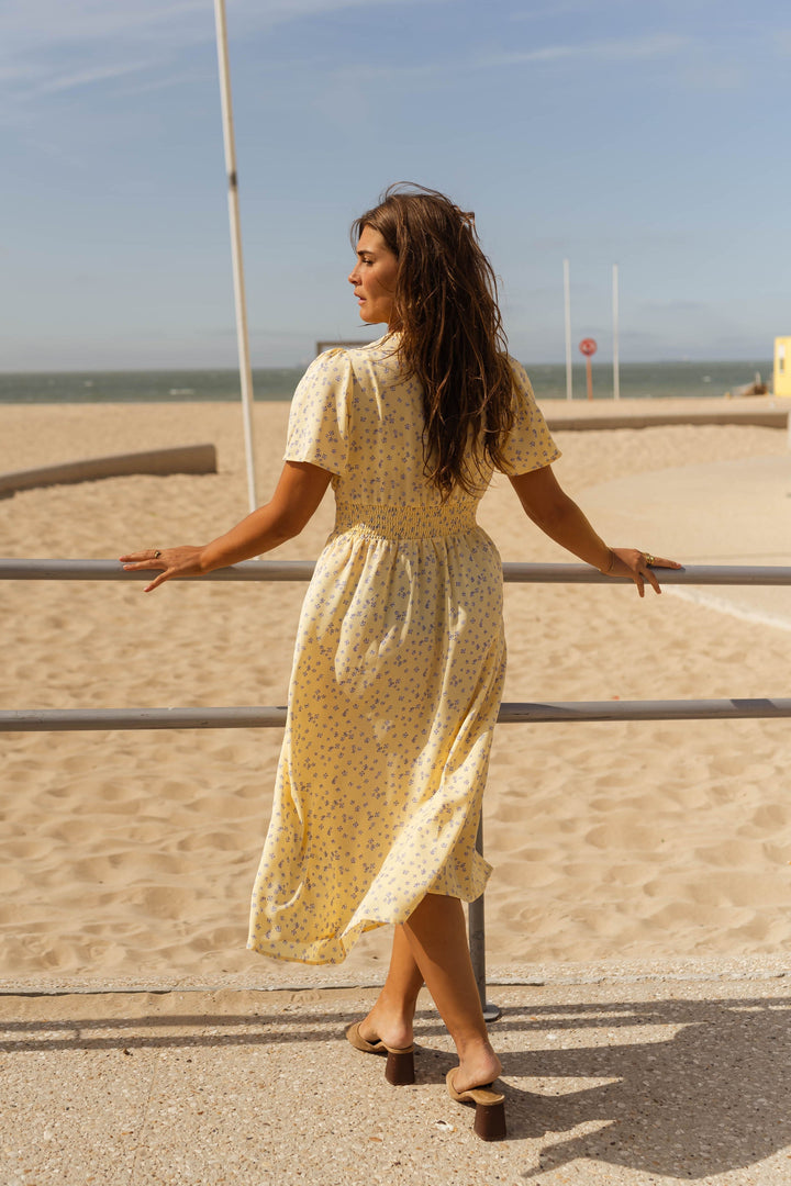 Elise | Bloemenjurk met elegante knoopsluiting