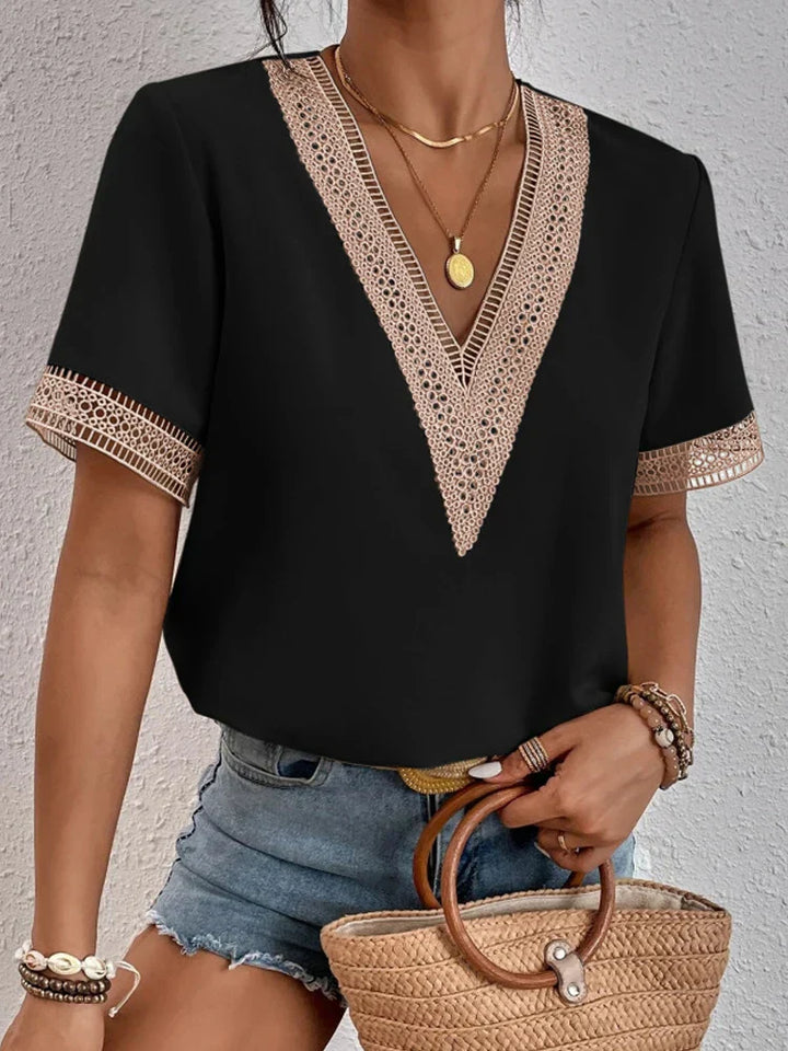 Davina | Elegante blouse met luxe kanten details