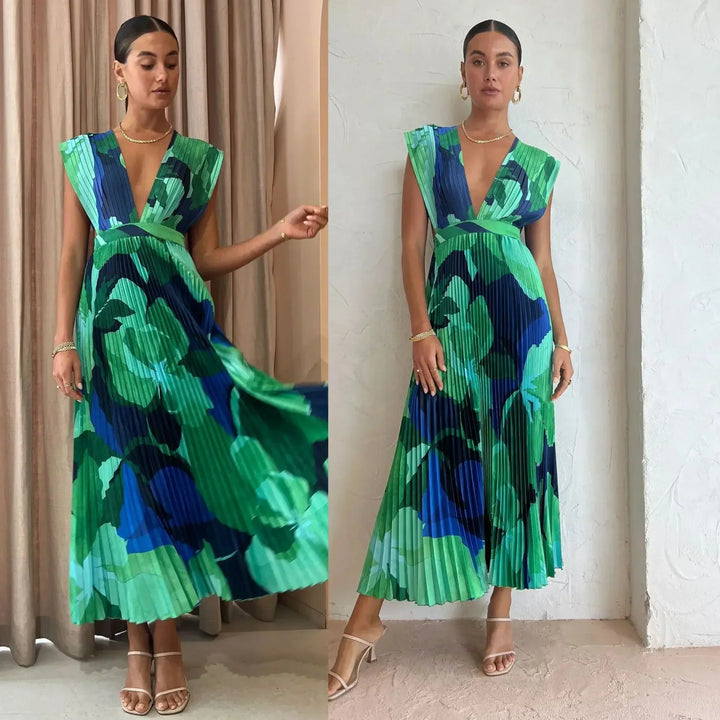 Aurora | Elegante geplisseerde maxi-jurk met diepe V-hals