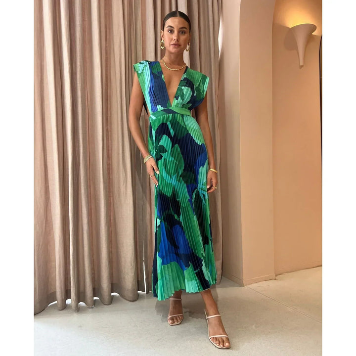 Aurora | Elegante geplisseerde maxi-jurk met diepe V-hals