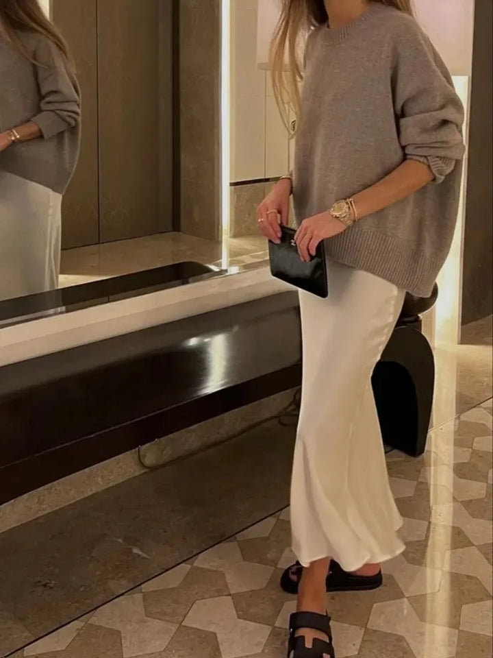 Drew | Tijdloze satijnen midi-rok met luxe uitstraling