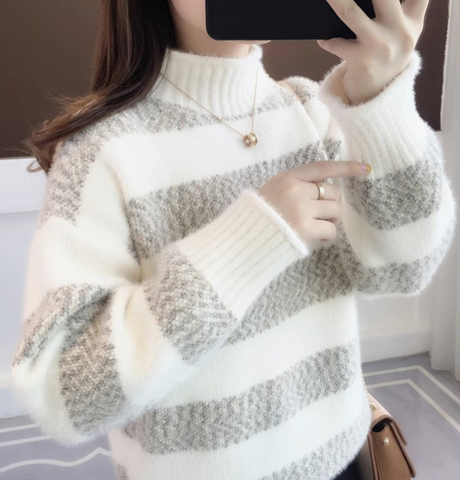 Nerissa | Wit gestreepte coltrui